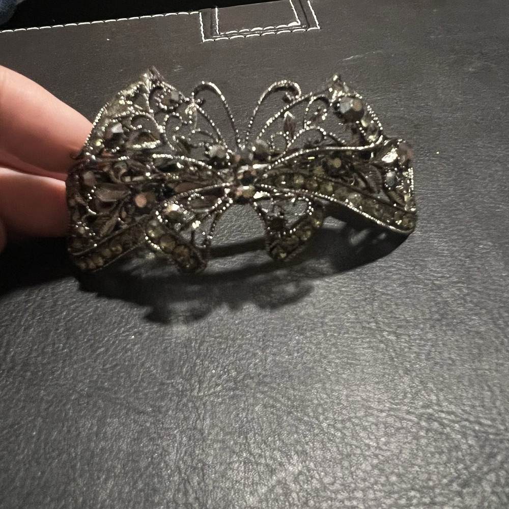 Vintage Rhinestone Butterfly Barrette Silver Metal Hair Clip Feminine Cute Boho - Picture 5 of 5